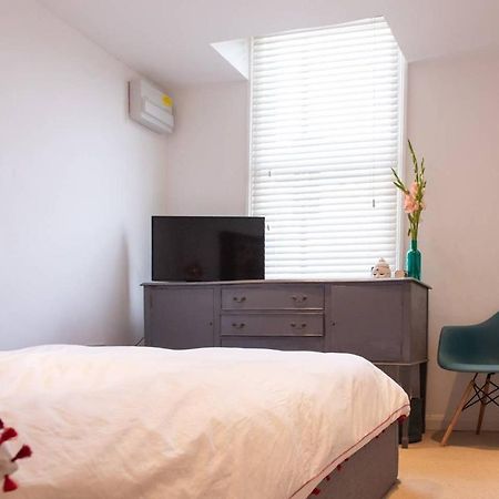 Modern 1 Bedroom Apartment In Fulham Londra Dış mekan fotoğraf